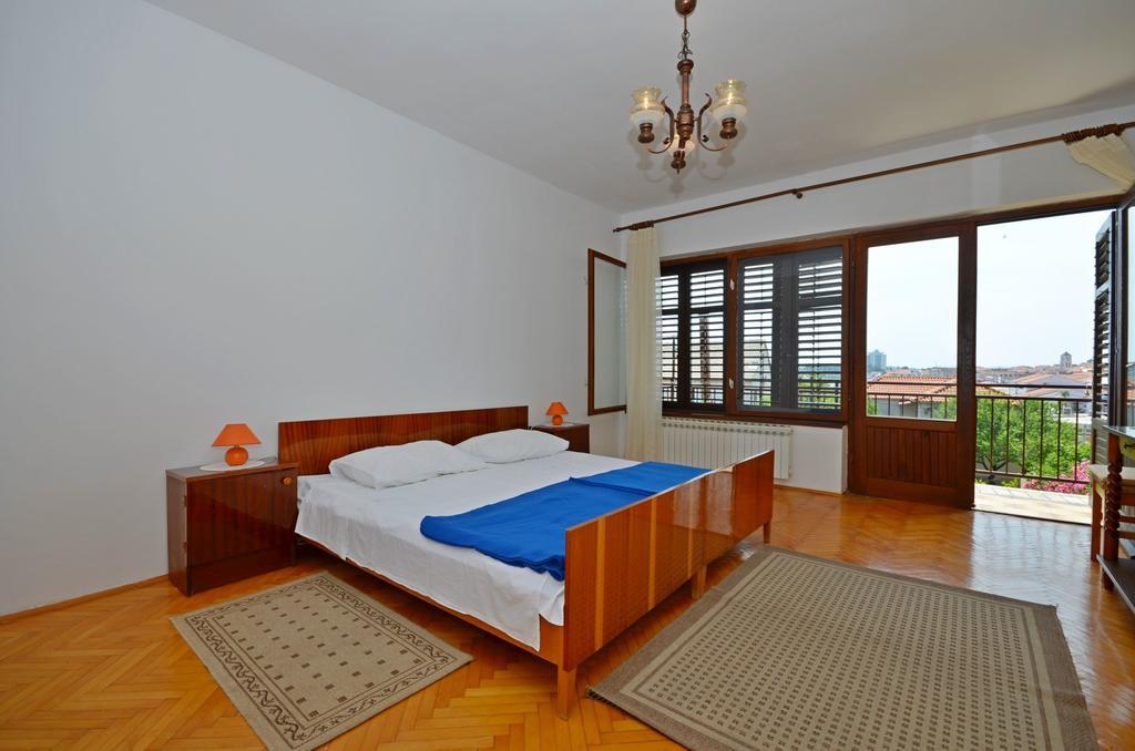 Apartments Marija Near Center Vodice Ngoại thất bức ảnh