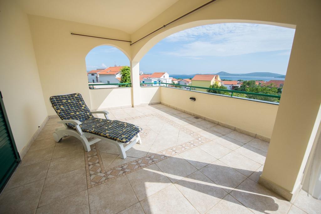 Apartments Marija Near Center Vodice Ngoại thất bức ảnh