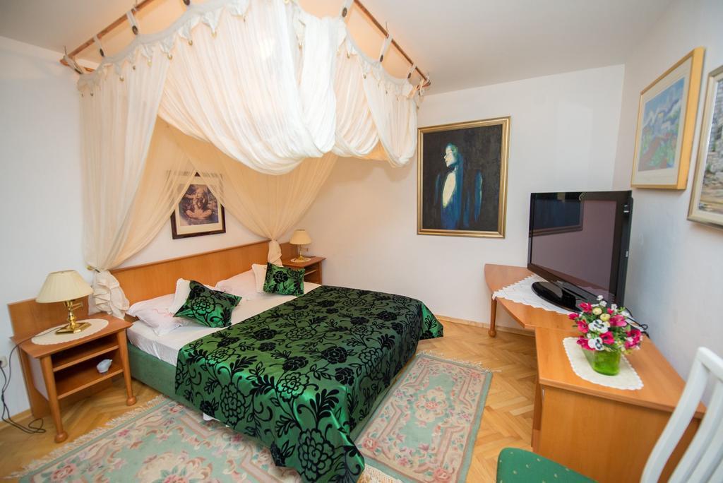 Apartments Marija Near Center Vodice Ngoại thất bức ảnh