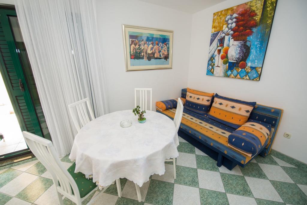 Apartments Marija Near Center Vodice Ngoại thất bức ảnh